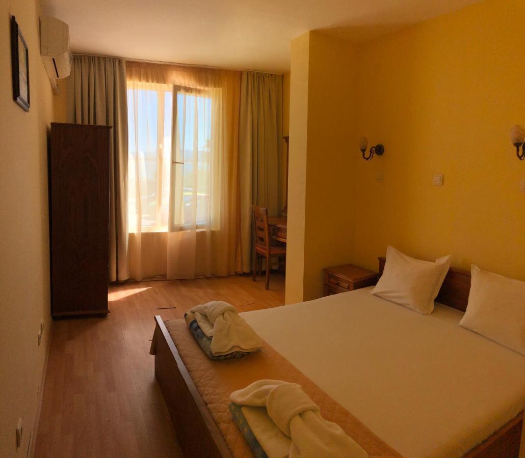 Family Hotel Littoral Süzebolu Dış mekan fotoğraf