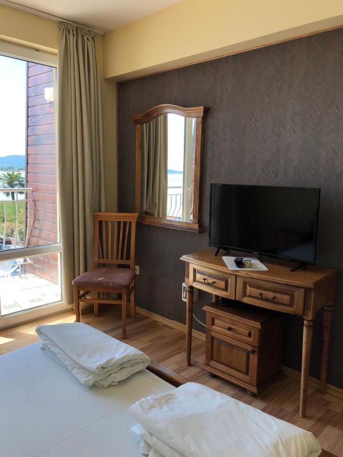 Family Hotel Littoral Süzebolu Dış mekan fotoğraf
